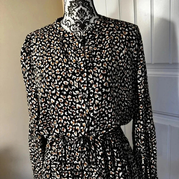 Kori Animal Print Dress NWT - Picture 3 of 9